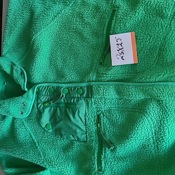Apple green fleece - Picture 1 of 2